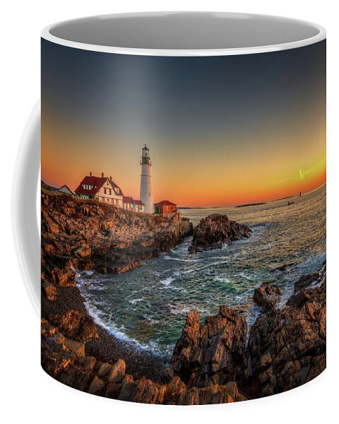 Lighthouse Coffee Mug featuring the photograph Portland Lighthouse 34a5211 by Greg Hartford