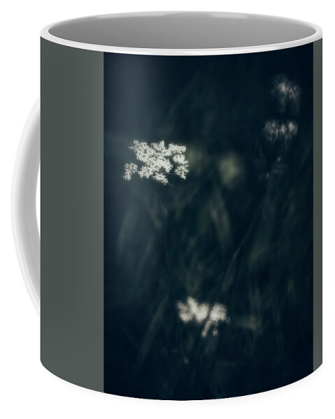 Flowers Coffee Mug featuring the photograph Quiet Moment in Time by RicharD Murphy