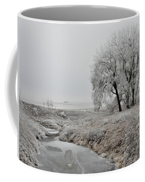 North Dakota Coffee Mug featuring the photograph Frosty Green River by Amanda R Wright