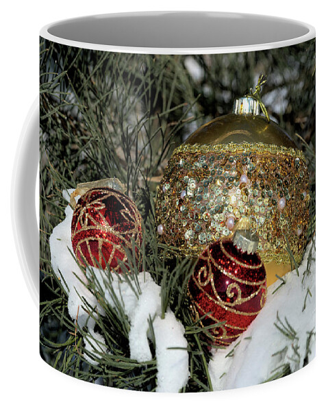 Fextive Coffee Mug featuring the photograph Round Holiday Ornaments Outdoors by Kae Cheatham