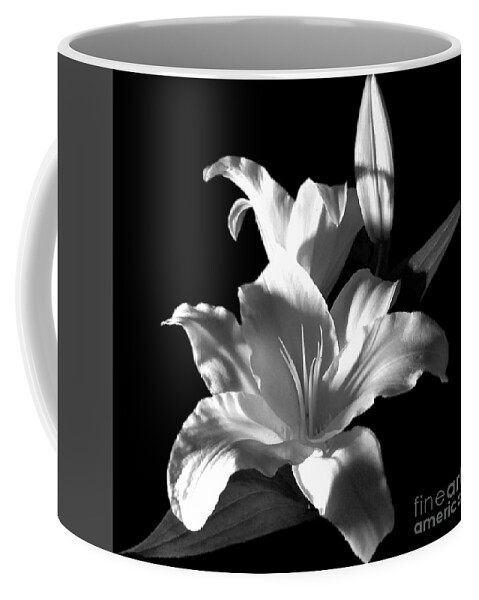 Sectracular Coffee Mug featuring the photograph Sectracular Black and White Lily Flower for Prints by Delynn Addams