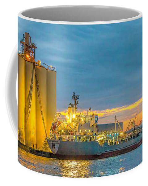 Ship Coffee Mug featuring the photograph The Argonaut by Rod Best