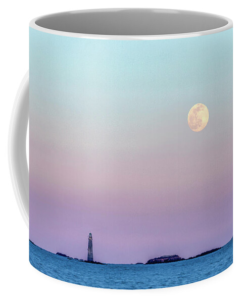 Minots Ledge Lighthouse Coffee Mug featuring the photograph The I Love You Lighthouse by Juergen Roth