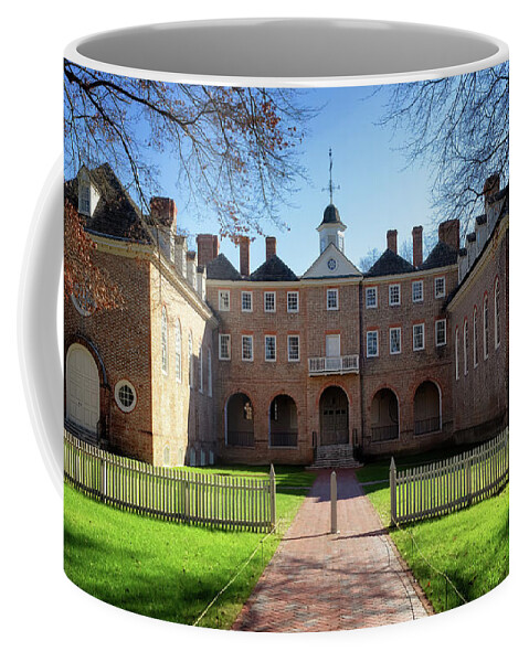 Wren Building Coffee Mug featuring the photograph The Wren Building Courtyard - Williamsburg, Virginia by Susan Rissi Tregoning