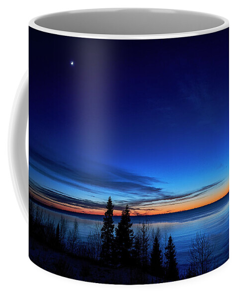 Environment Water Shore Frozen Blue Colorful Wilderness Sunset Light Shoreline Rocky Scenic Ice Cold Terrain Icy Vibrant Natural Close Up Canada Coffee Mug featuring the photograph Velvet Horizons by Doug Gibbons