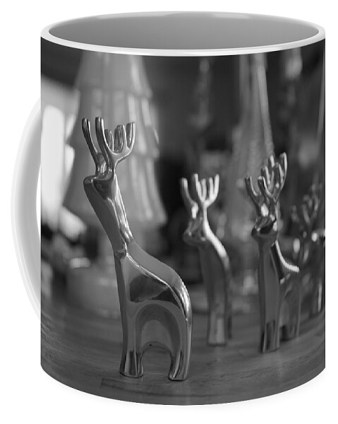 Richard Reeve Coffee Mug featuring the photograph Waiting for Santa by Richard Reeve