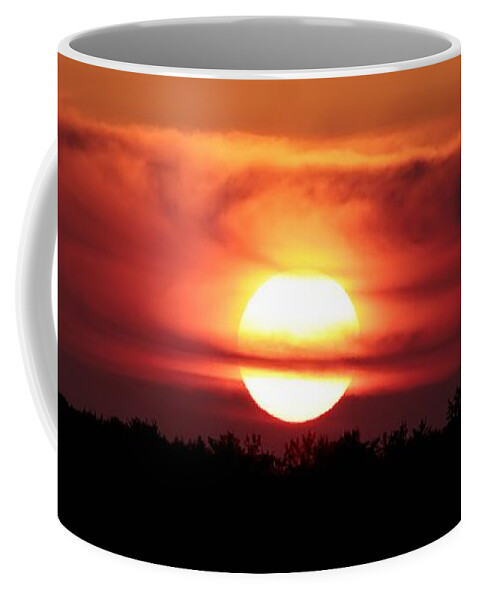 Setting Sun Coffee Mug featuring the photograph Wonderous Sunset by Mary Walchuck