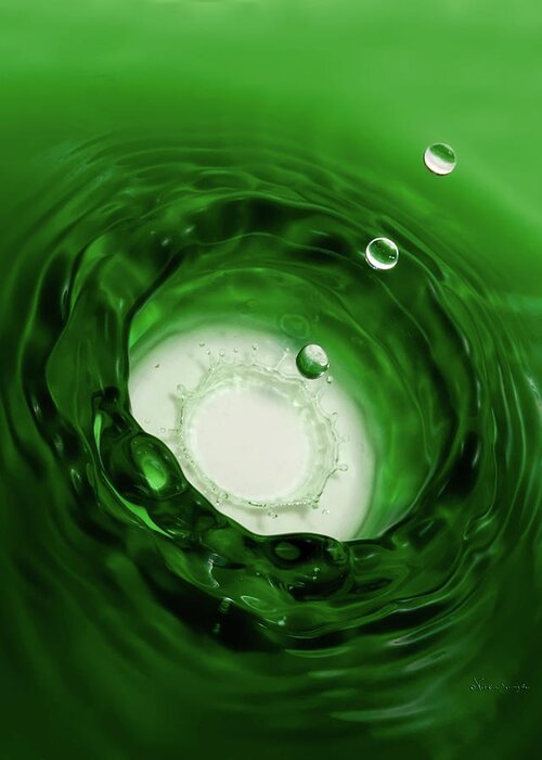 Water Drop Greeting Card featuring the photograph Emerald Drops 8x10 #1 by Vickie Szumigala