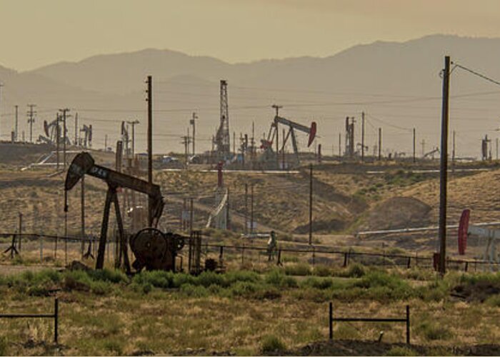 21st Century Greeting Card featuring the photograph Kern River Oil Field #2 by Jim West/science Photo Library