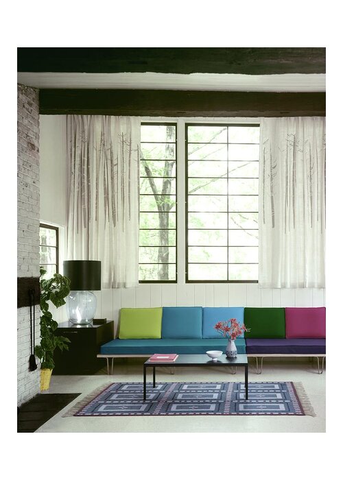 Wolfgang Fyler Greeting Card featuring the photograph A Colourful Living Room by Wiliam Grigsby