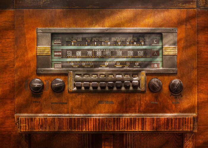 Savad Greeting Card featuring the photograph Americana - Radio - Remember what radio was like by Mike Savad