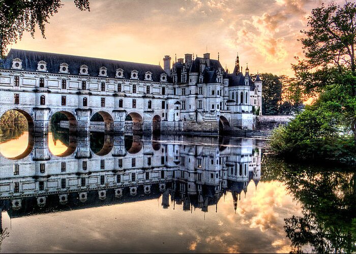 Chateau De Chenonceau Greeting Card featuring the photograph Chenonceau Sunset by Weston Westmoreland