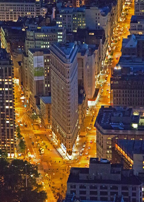 Flat Greeting Card featuring the photograph Flat Iron Building by Jack Nevitt