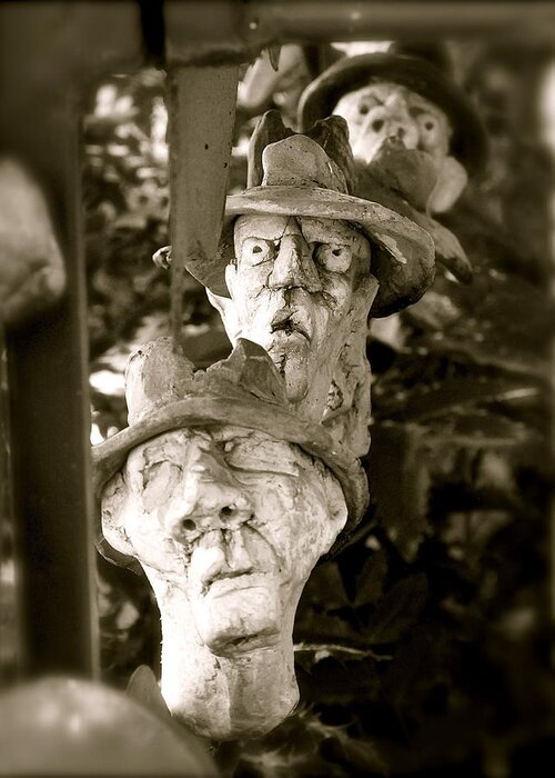 Sculpture Greeting Card featuring the photograph Heads by Kim Pippinger
