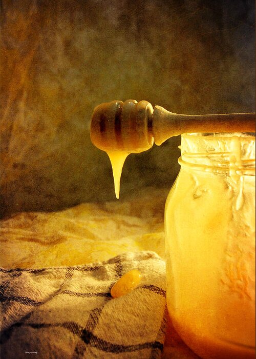 Honey Greeting Card featuring the photograph Honey Love by Randi Grace Nilsberg