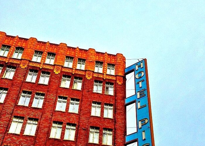 Brickoftheday Greeting Card featuring the photograph Hotel Pickwick by Julie Gebhardt