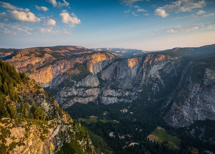 Yosemite Greeting Card featuring the photograph Light unto the Valley by Mike Lee