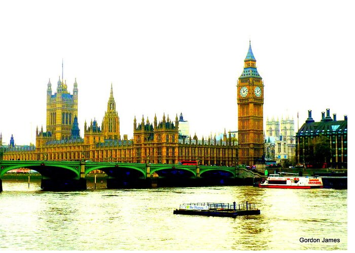 Landscape Greeting Card featuring the photograph London Icon 7 by Gordon James
