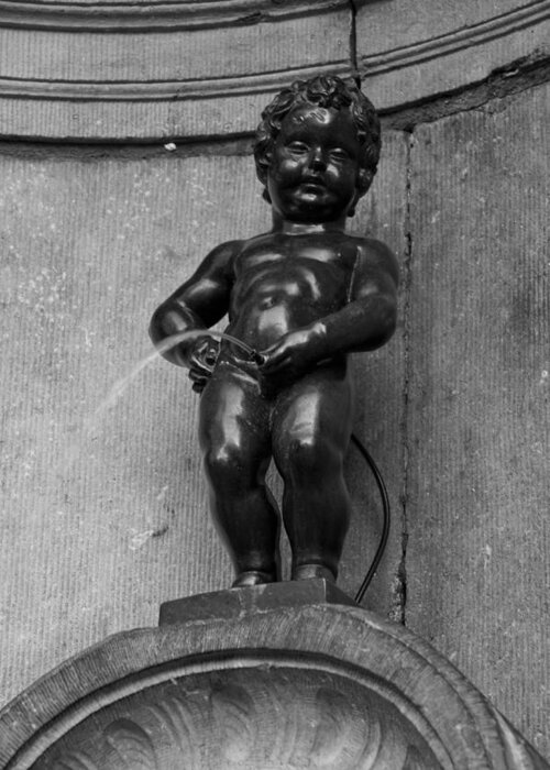 Brussels Greeting Card featuring the photograph Manneken Pis by Brian Kamprath