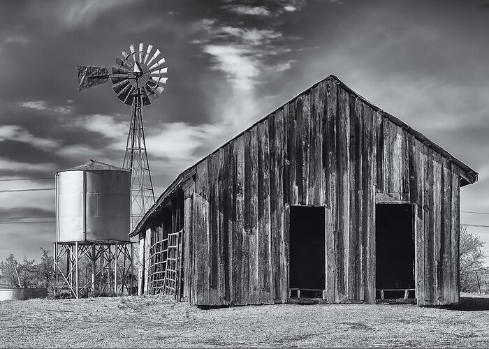 Arizona Greeting Card featuring the photograph Old Barn No Wind by Mark Myhaver