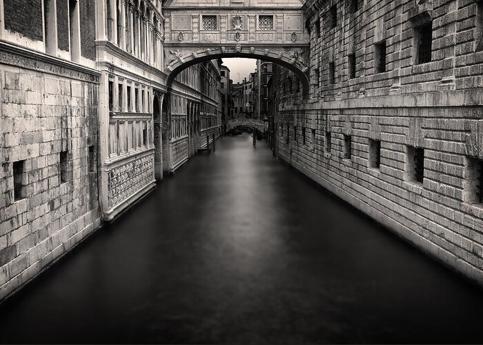 Venice Greeting Card featuring the photograph Ponte dei sospiri by Dominique Dubied