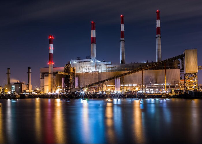 Usa Greeting Card featuring the photograph Ravenswood Generating Station by Mihai Andritoiu
