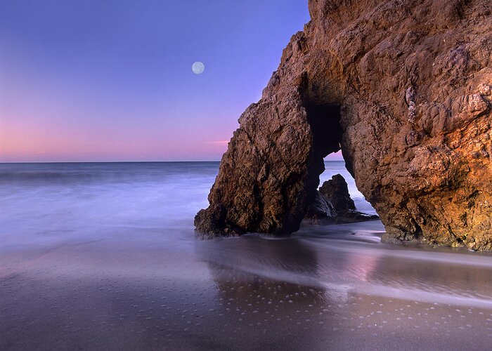 00175769 Greeting Card featuring the photograph Sea Arch And Full Moon Over El Matador by Tim Fitzharris