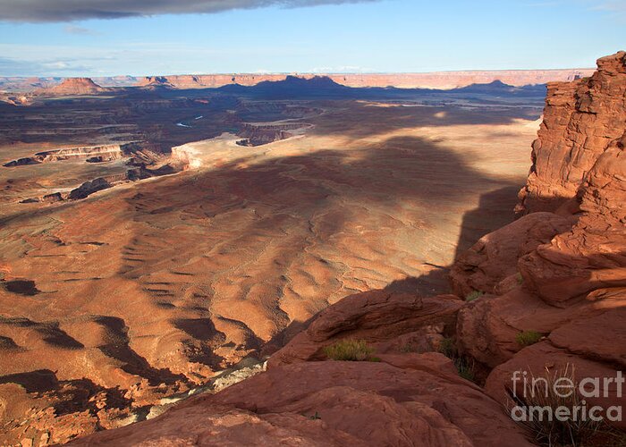 Canyon Lands Greeting Card featuring the photograph The Valley so Low by Jim Garrison