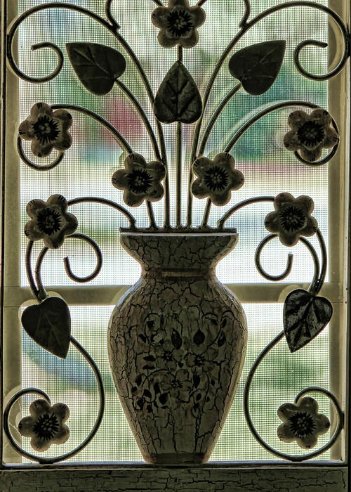 Vase Greeting Card featuring the photograph The vase by Bonnie Willis