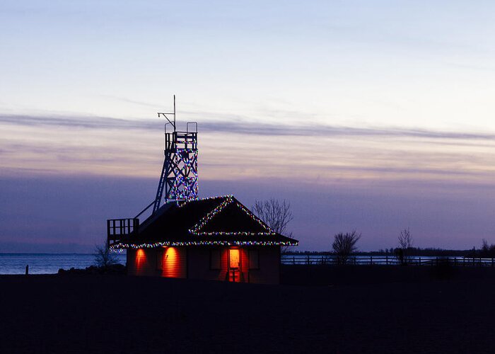 Leuty Greeting Card featuring the photograph Winter Sunset at Leuty Lifeguard Station by Laura Tucker