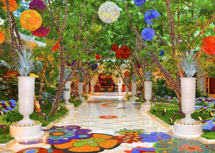 Vegas Greeting Card featuring the photograph Wynn lobby by Michael Anthony