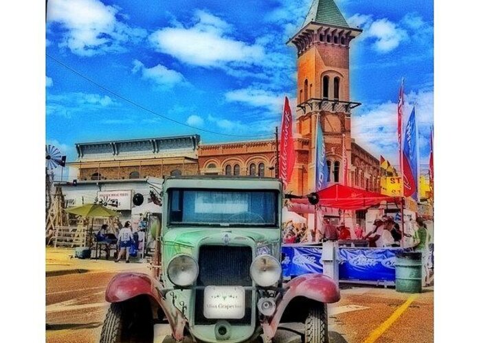 Vintage Car Greeting Card featuring the photograph Grapefest by Leo Huerta