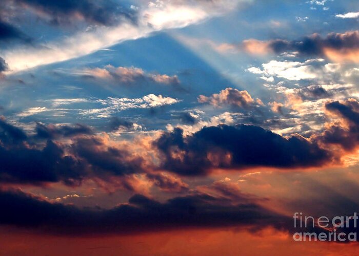 Sky Greeting Card featuring the photograph Heavens Above 2 by Susan Stevenson