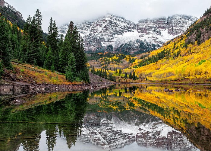 Maroon Bells Greeting Card featuring the photograph In the Morning Light by Tim Reaves