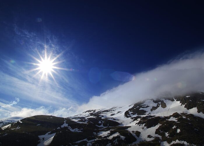 Sunburst Greeting Card featuring the photograph Mountain Sun by Michele Cornelius