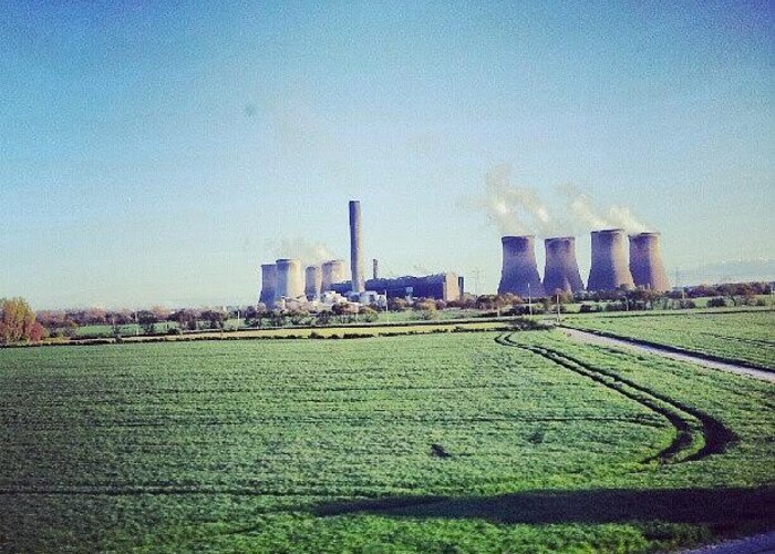Androidcommunity Greeting Card featuring the photograph On The Way To #liverpool #green by Abdelrahman Alawwad