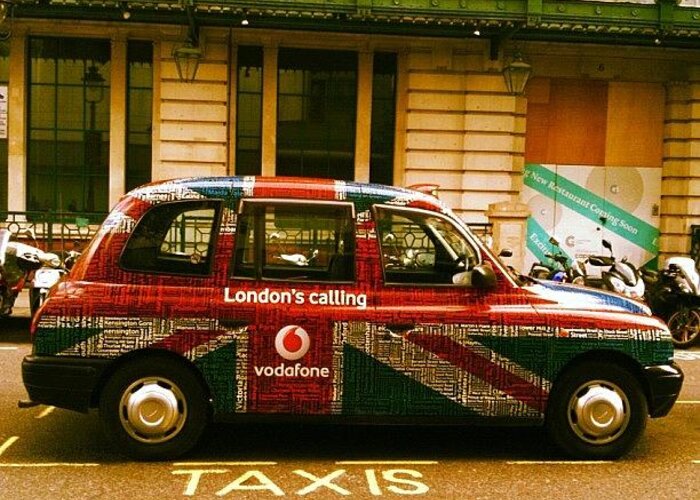 Taxi Greeting Card featuring the photograph Taxi Britaniquisimo by Cesar Loyola