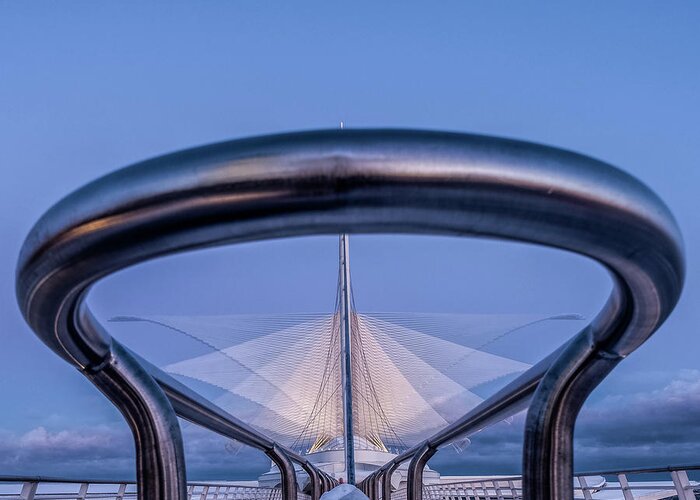 Milwaukee Art Museum Greeting Card featuring the photograph Days End #1 by Kristine Hinrichs