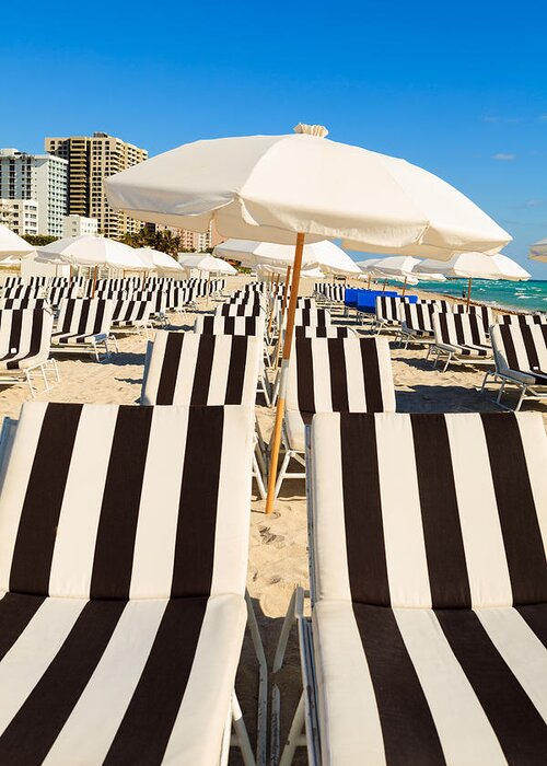 Chair Greeting Card featuring the photograph Miami Beach by Raul Rodriguez