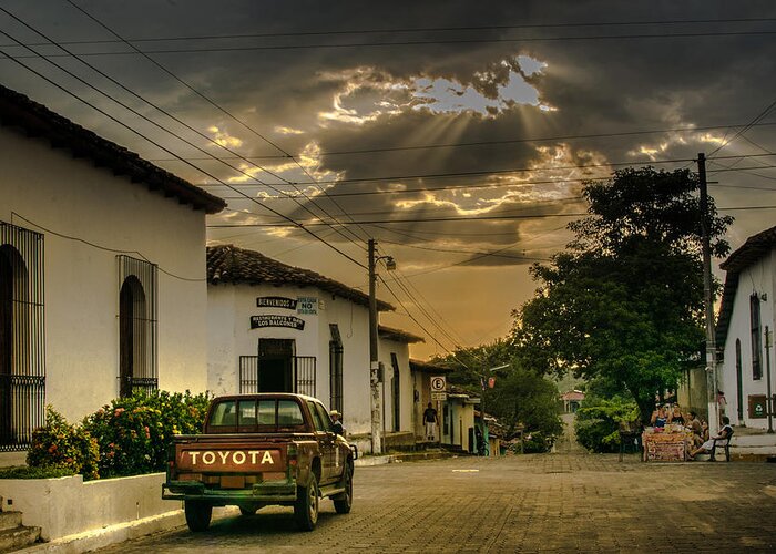 Atardecer Greeting Card featuring the photograph Atardecer Suchitoto by Totto Ponce