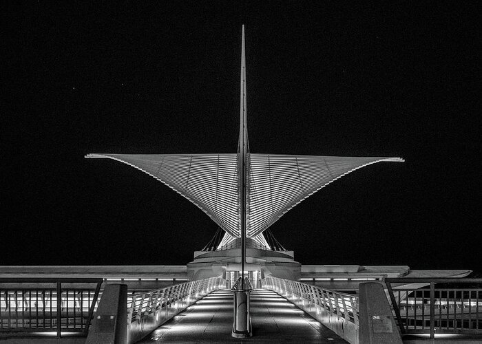 Milwaukee Art Museum Greeting Card featuring the photograph Brise Soleil at Night by Kristine Hinrichs