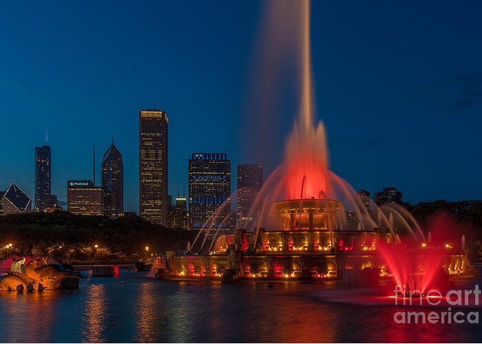 Chicago Greeting Card featuring the photograph Buckingham Fountain at blue hour by Izet Kapetanovic