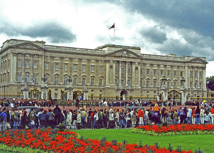 Buckingham Greeting Card featuring the photograph Buckingham Palace by Richard Krebs
