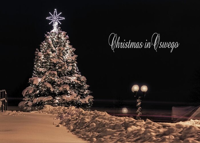 Christmas Greeting Card featuring the photograph Christmas in Oswego by Everet Regal