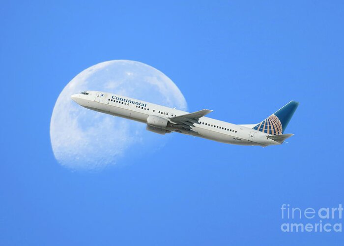 Boeing Greeting Card featuring the photograph Continental Airlines Boeing 737-800 by Airpower Art