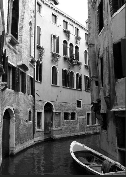 Venice Greeting Card featuring the photograph Curved Canal by Donna Corless