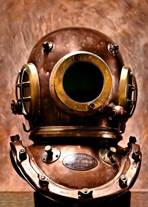Nobody Greeting Card featuring the photograph Deep diver bronze helmet in hdr and vintage process by Pedro Cardona Llambias
