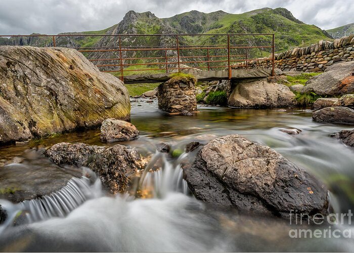 Cwm Idwal Greeting Card featuring the photograph Foot Bridge Snowdonia by Adrian Evans