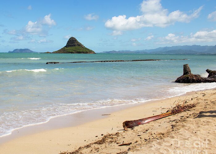 Chinamans Hat Greeting Card featuring the photograph Kaneohe Bay by Cheryl Del Toro