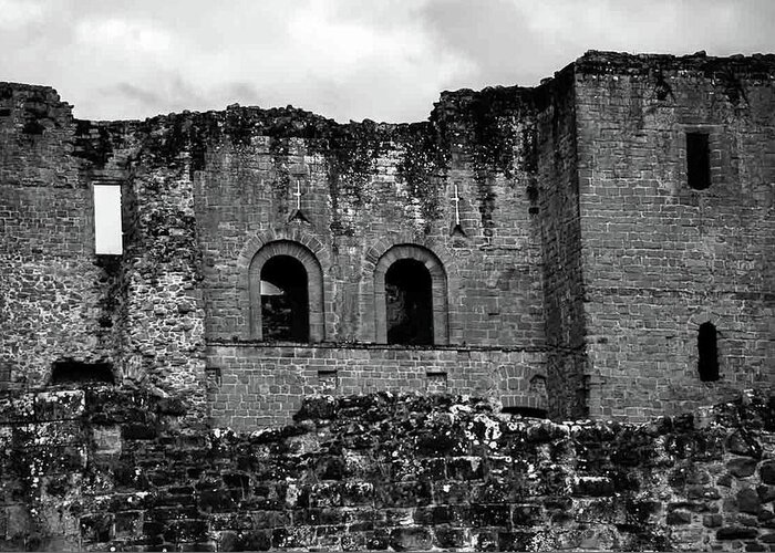 B&w Greeting Card featuring the photograph Kenilworth Castle 3 by Sol Revolver